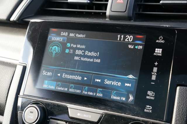 Honda Civic 1.0 VTEC Turbo 126 EX 5dr 