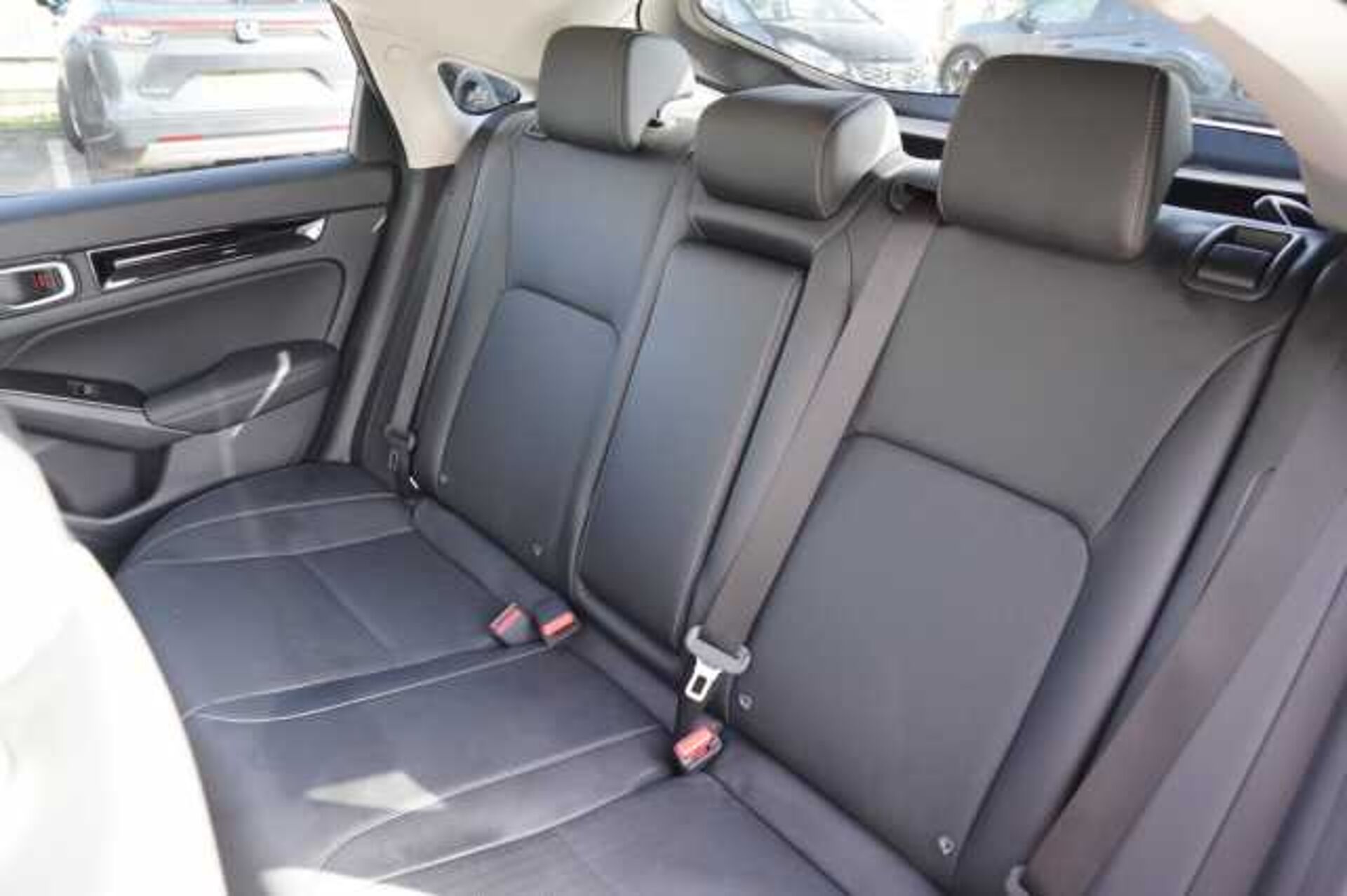 Honda Civic Hybrid 2.0 eHEV Advance 5dr CVT 