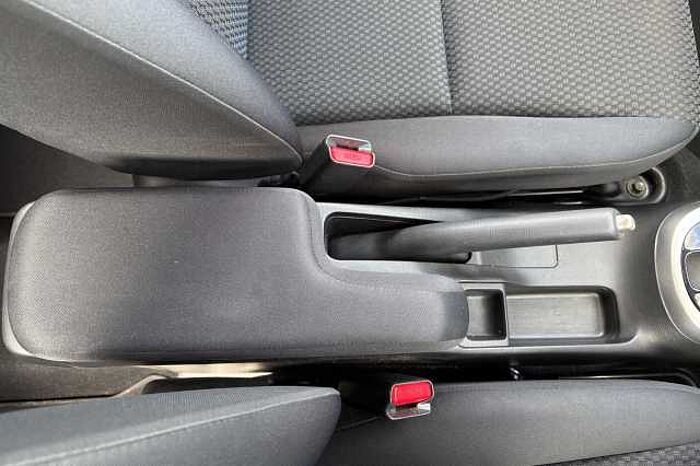 Honda Jazz 1.3 i-VTEC SE Navi 5dr CVT 