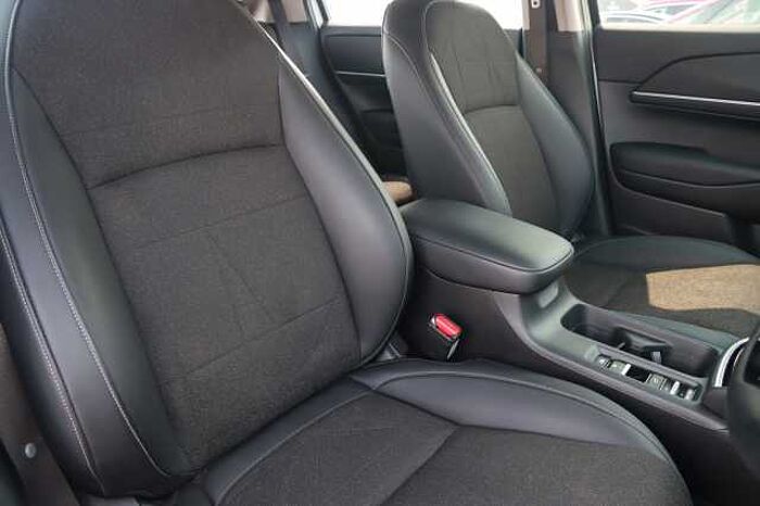 Honda HR-V Hybrid 1.5 i-MMD (131ps) Advance eCVT 5-Door 