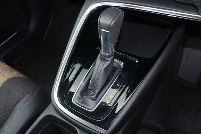 Honda HR-V Hybrid 1.5 i-MMD (131ps) Advance eCVT 5-Door 