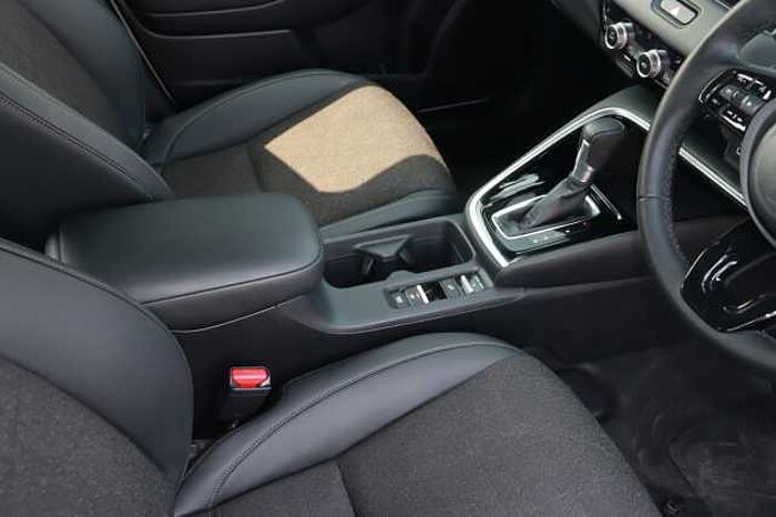 Honda HR-V Hybrid 1.5 i-MMD (131ps) Advance eCVT 5-Door 
