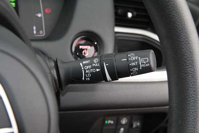 Honda Jazz Hybrid 1.5 i-MMD Hybrid SR 5dr eCVT 