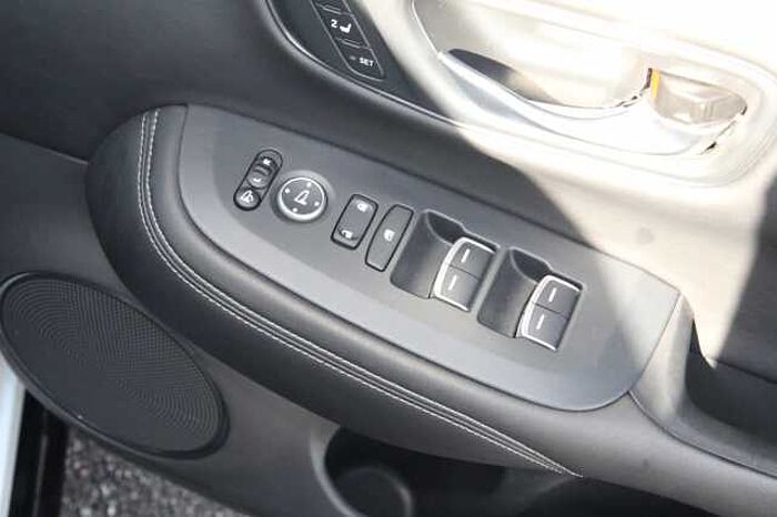 Honda ZR-V e:HEV 2.0 eHEV Advance 5dr CVT 