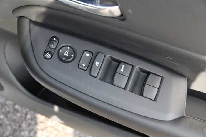 Honda Jazz Hybrid 1.5 i-MMD Hybrid SR 5dr eCVT 
