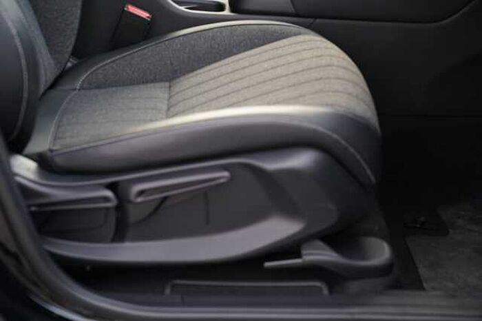 Honda Jazz Hybrid 1.5 i-MMD Hybrid Advance 5dr eCVT 