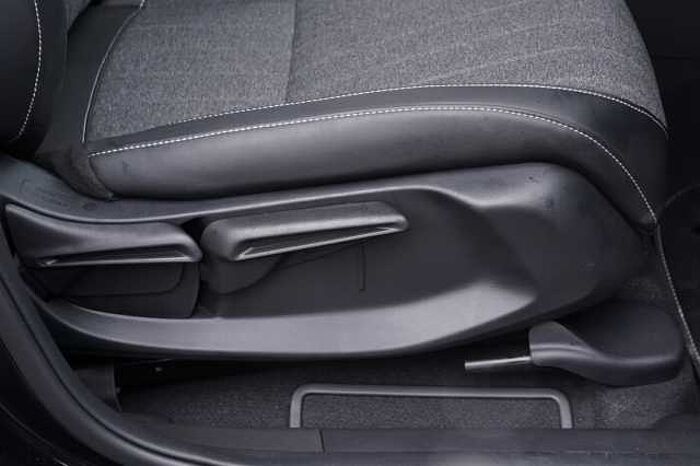 Honda Jazz Hybrid 1.5 i-MMD Hybrid Advance 5dr eCVT 