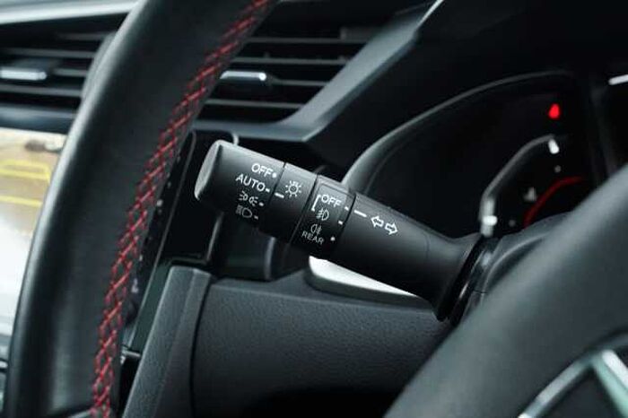 Honda Civic 1.0 VTEC Turbo 126 Sport Line EX 5dr CVT 