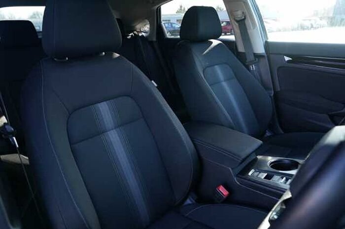 Honda Civic e:HEV 2.0 eHEV Elegance 5dr CVT 