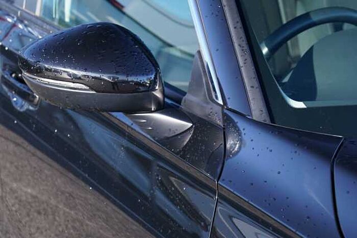 Honda Civic e:HEV 2.0 eHEV Elegance 5dr CVT 