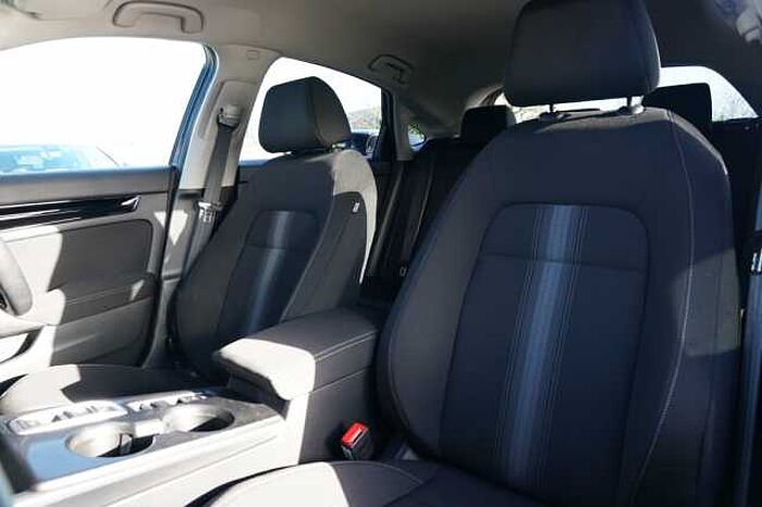 Honda Civic e:HEV 2.0 eHEV Elegance 5dr CVT 