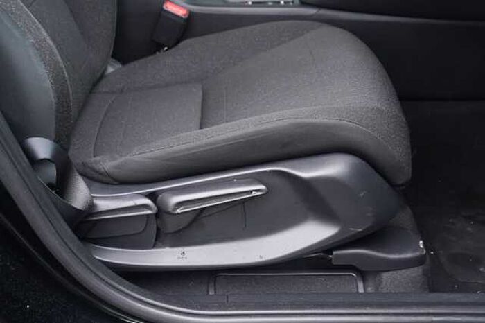 Honda HR-V e:HEV 1.5 eHEV Elegance 5dr CVT 