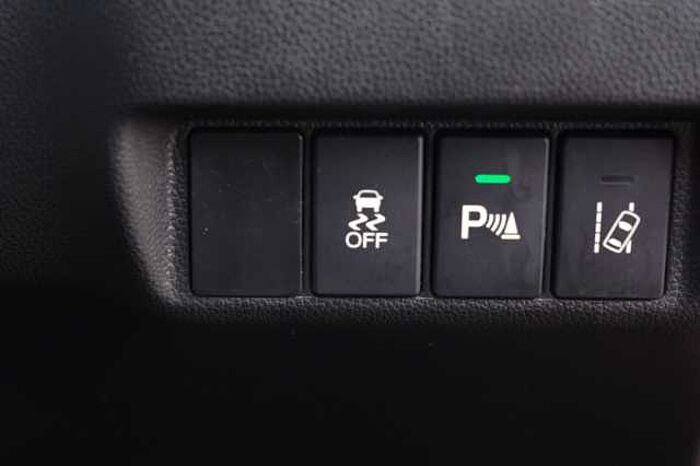 Honda Jazz 1.3 i-VTEC EX Navi 5dr 