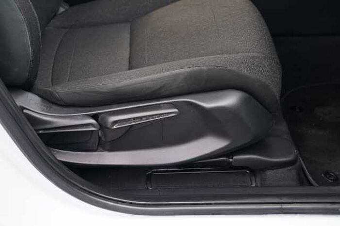 Honda HR-V Hybrid 1.5 eHEV Elegance 5dr CVT 