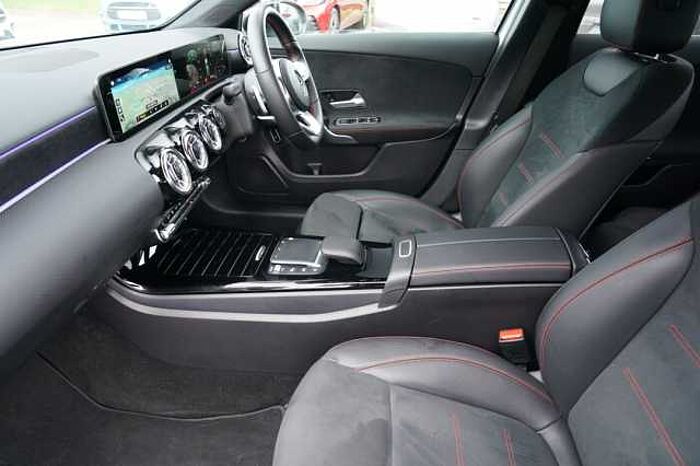 Mercedes-Benz A 180 A180 AMG Line Premium 4dr Auto 