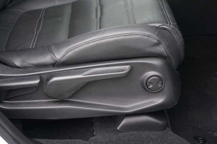 Honda CR-V Hybrid 2.0 i-MMD Hybrid SR 2WD 5dr eCVT 