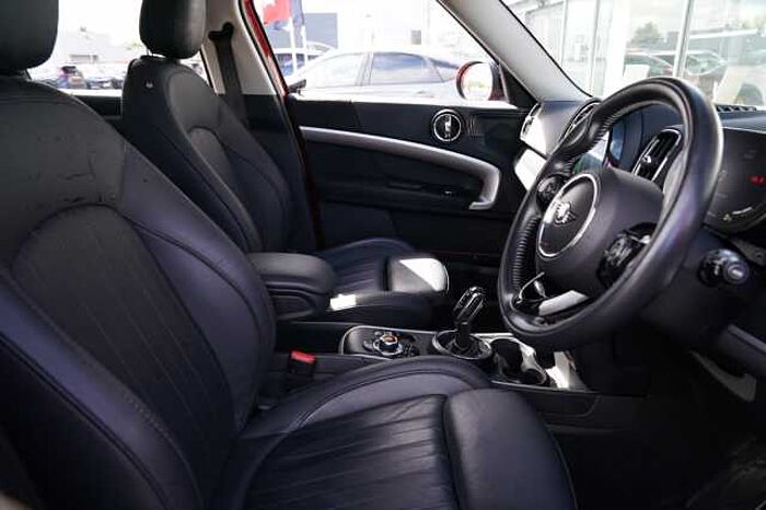 MINI Mini 1.5 Cooper Exclusive 5dr Auto 
