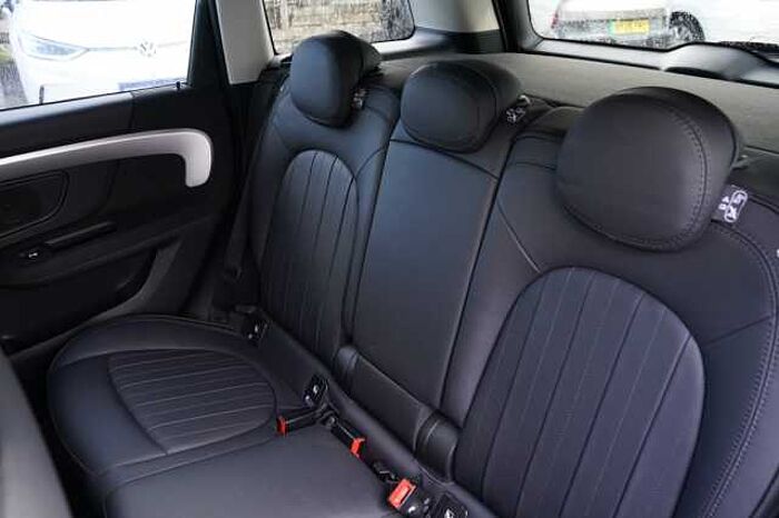 MINI Mini 1.5 Cooper Exclusive 5dr Auto 
