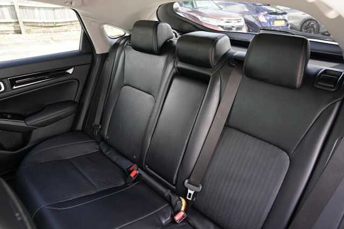 Honda Civic Hybrid 2.0 eHEV Advance 5dr CVT 