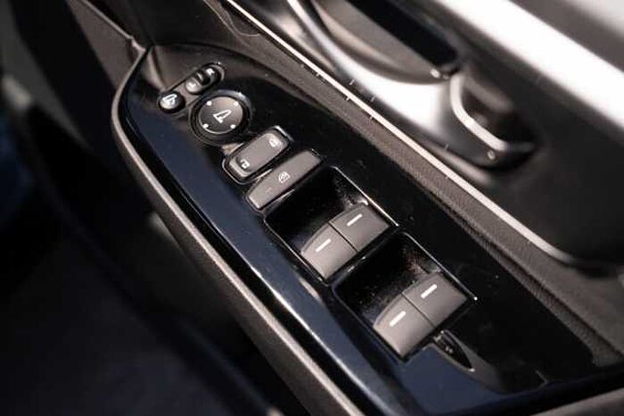 Honda CR-V Hybrid 2.0 i-MMD Hybrid SR 2WD 5dr eCVT 
