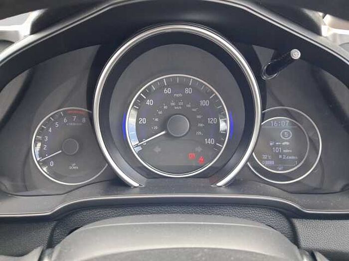 Honda Jazz 1.3 i-VTEC EX Navi 5dr 
