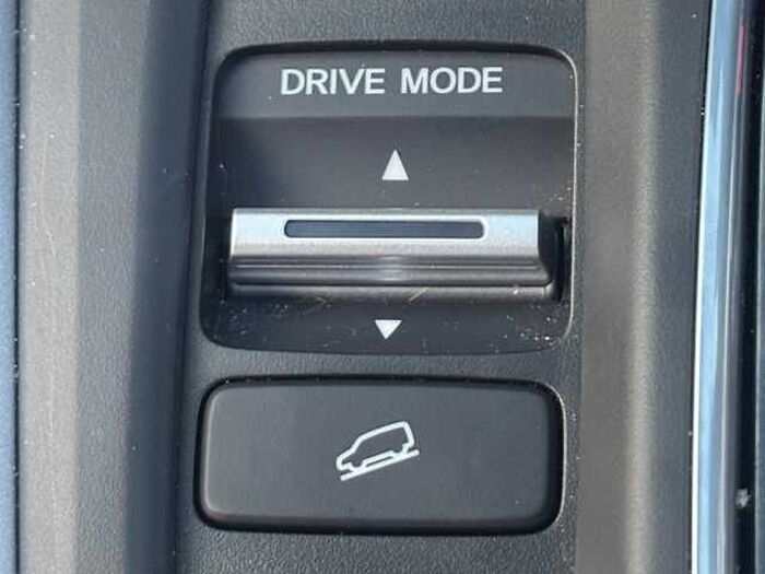 Honda CR-V Hybrid 2.0 eHEV Advance 5dr eCVT 