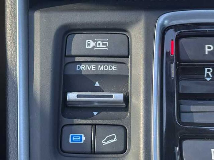Honda CR-V Hybrid 2.0 ePHEV Advance Tech 5dr eCVT 