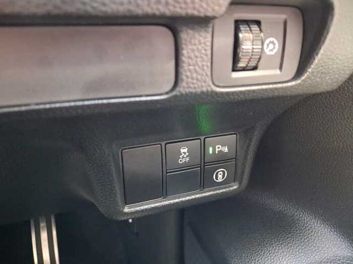 Honda Civic Hybrid 2.0 eHEV Advance 5dr CVT 